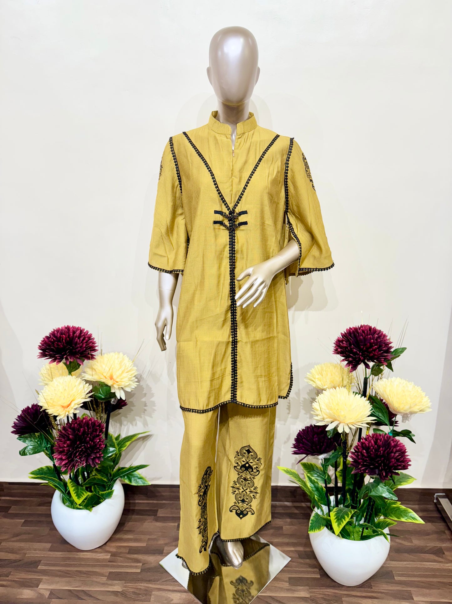 Mustard black embroidery co-ord set