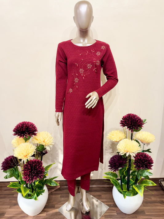 Red woolen kurti set